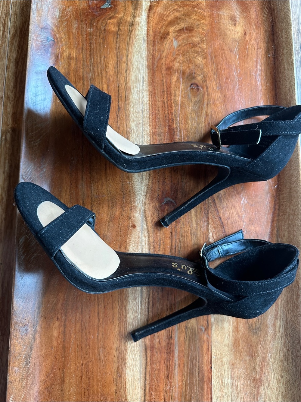 Lulu’s Stiletto Heels - Picture 4 of 5